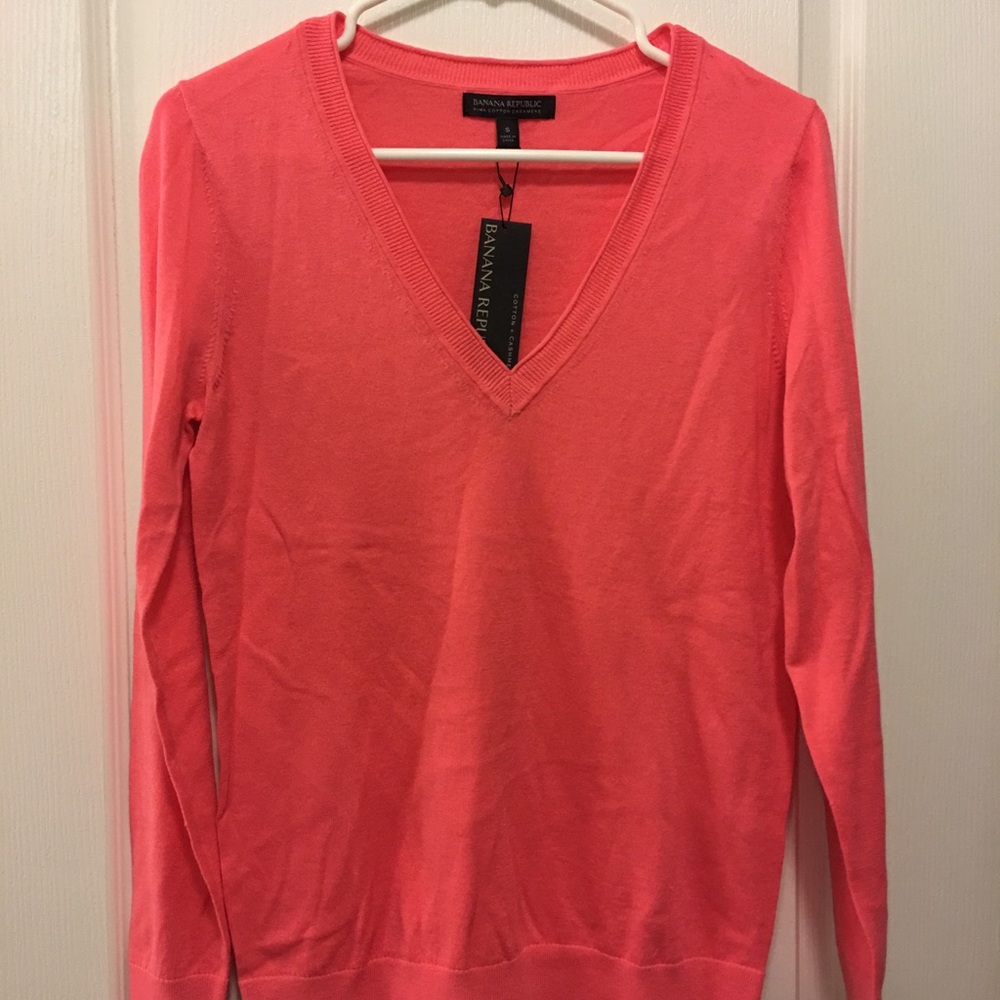 3 Banana Republic sweaters